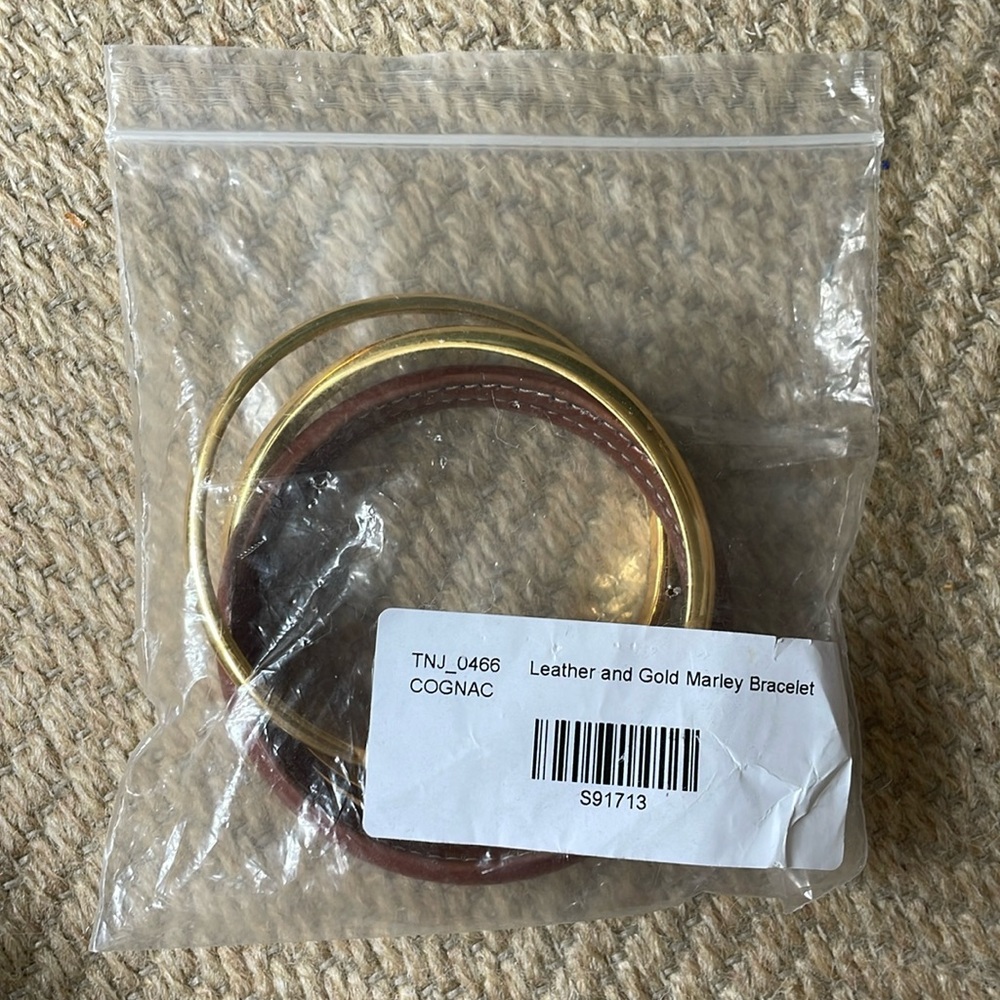 Leather and gold Marley bracelet - Picture 2 of 3